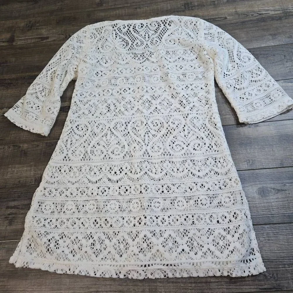 J Valdi white beach coverup lacy lightweight flattering size medium